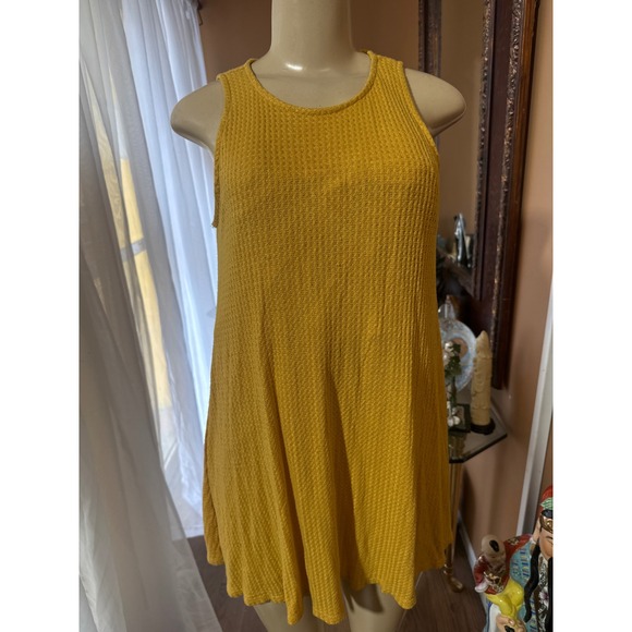 Forever 21 Dresses & Skirts - Forever 21 Mustard Yellow Waffle Knit Sleeveless Mini Swing Dress Womens Small